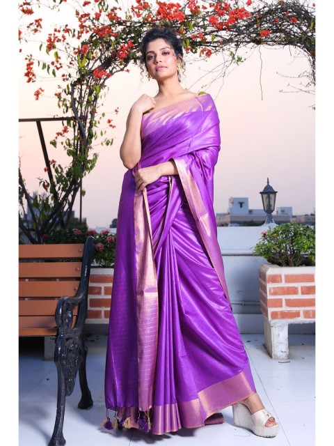 

Charukriti Violet & Gold-Toned Zari Saree