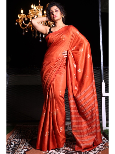 

Charukriti Red & Gold-Toned Woven Design Silk Blend Saree