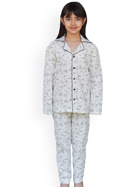 

Little Musketeer Girls White & Black Printed Pure Cotton Night Suit