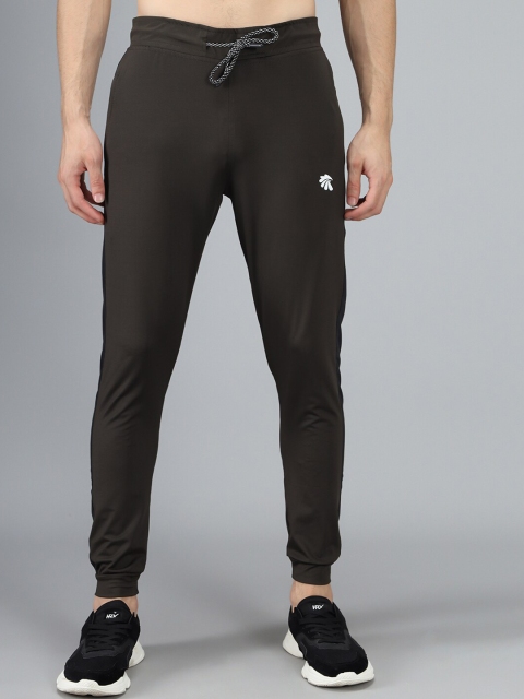 

Gallus Men Olive-Green Solid Dry-Fit Joggers