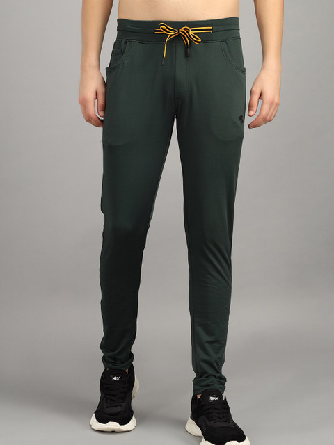 

Gallus Men Green Solid Relaxed-Fit Track Pants