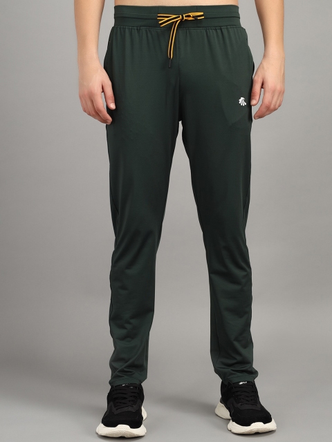 

Gallus Men Green Solid Cotton Track Pants