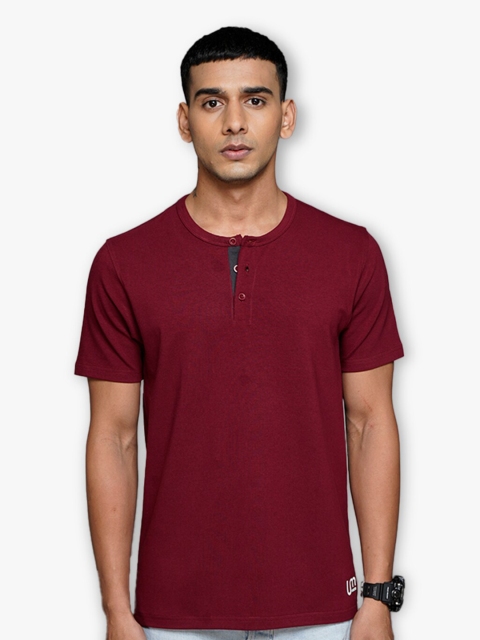 

ULTRAMATE Men Maroon Henley Neck T-shirt