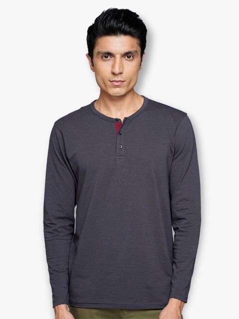 

ULTRAMATE Men Grey Henley Neck T-shirt