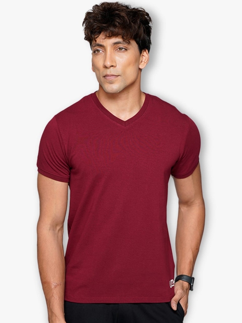 

ULTRAMATE Men Maroon V-Neck T-shirt