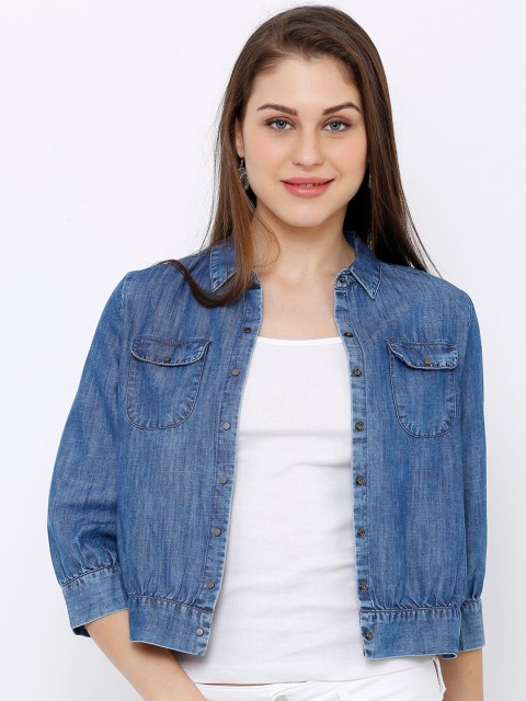 

Kraus Jeans Women Blue Faded Casual Shirt