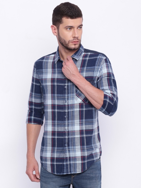 

Forca by Lifestyle Men Blue Checked Casual Shirt