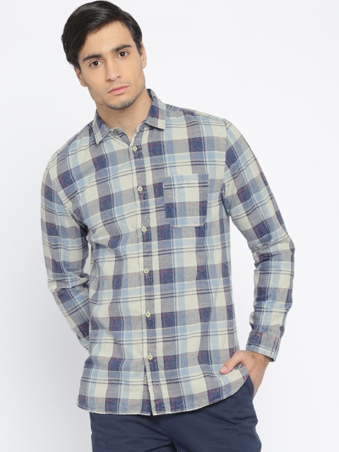 

Jack & Jones Men Blue & Off-White Regular Fit Checked Casual Shirt