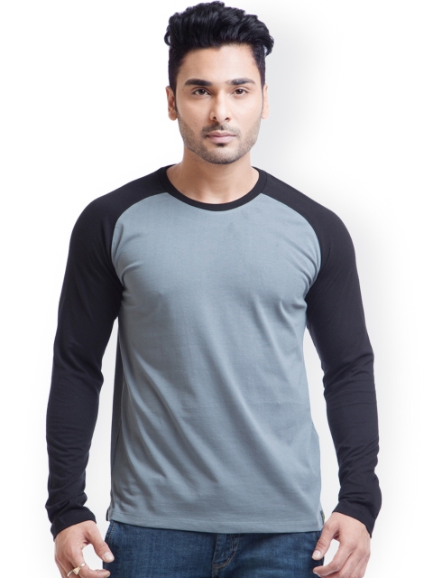 

CULT FICTION Men Grey Round Neck Classic Fit T-shirt