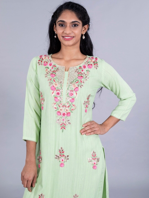 

taruni Women Green Floral Embroidered Thread Work Kurta with Trousers