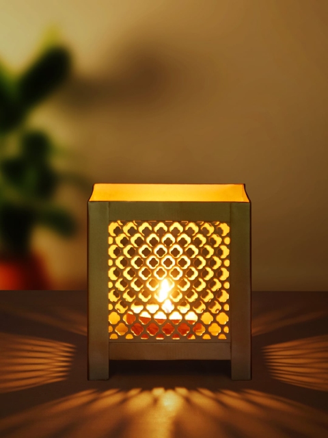 

Living scapes by Pantaloons Gold-Toned Cuboid-Shaped Laser-Cut Candle Holder