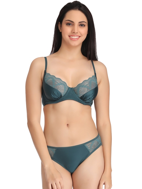 

Clovia Teal Green Lingerie Set BP0798P1740B