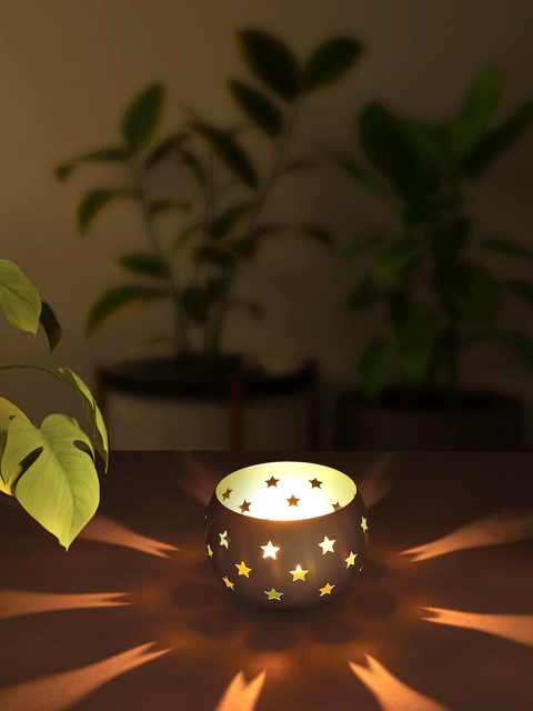 

Living scapes by Pantaloons Gold-Toned Cutwork Votive Candle Holder