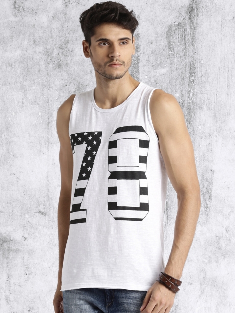 

Roadster Men White Printed Round Neck T-Shirt
