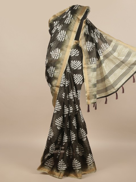 

Pothys Green & White Printed Saree