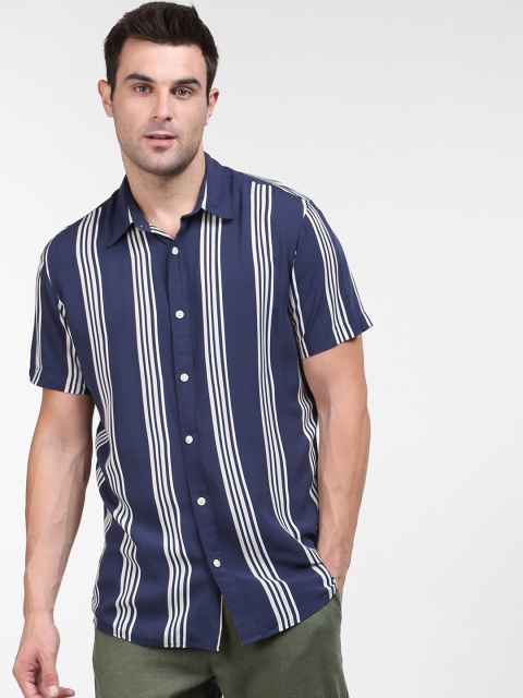 

SELECTED Men Blue Slim Fit Striped Casual Shirt