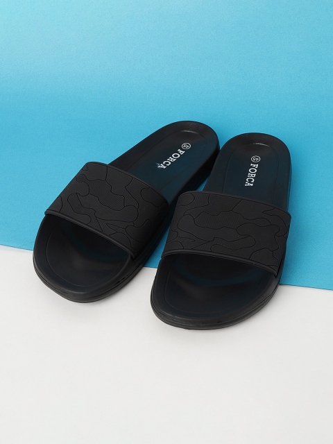 

Forca by Lifestyle Men Black Printed Sliders