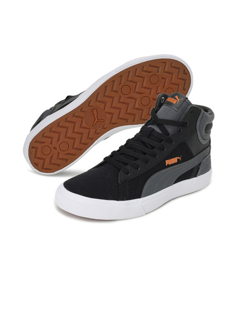 

Puma Men Black & Grey Colourblocked Sneakers