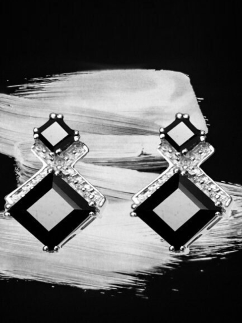 

HIFLYER JEWELS Black Contemporary Studs Earrings