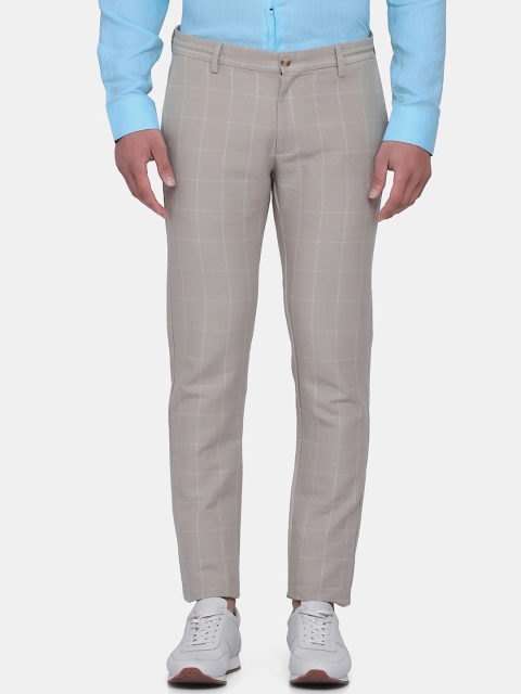 

Blackberrys Men Beige Checked Slim Fit Trousers