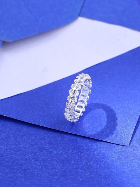 

Hiara Jewels Silver-Plated & White Cubic Zirconia Studded Finger Ring