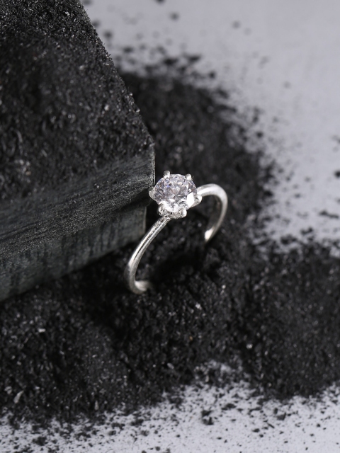 

Hiara Jewels 925 Sterling Silver Silver-Plated White CZ-Studded Finger Ring