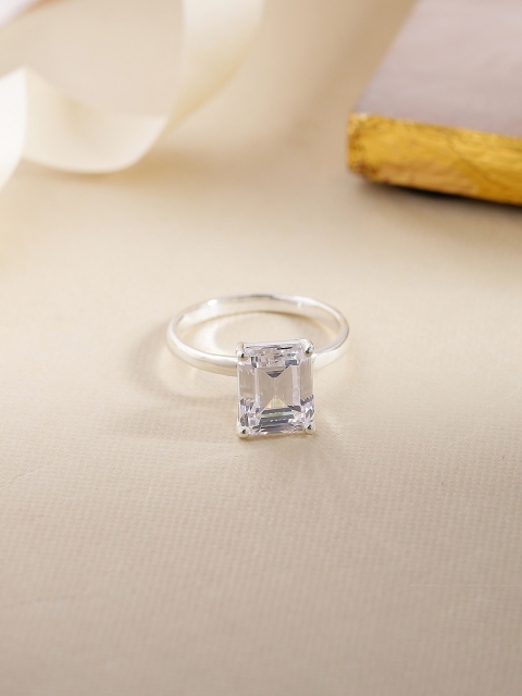 

Hiara Jewels Silver-Plated White CZ-Studded Finger Ring