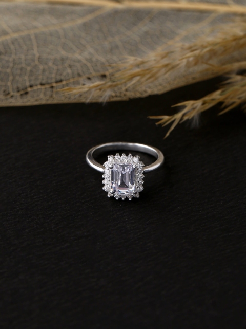 

Hiara Jewels Silver-Plated White CZ-Studded Finger Ring