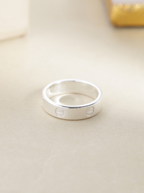 

Hiara Jewels 925 Sterling Silver Silver-Plated Finger Ring