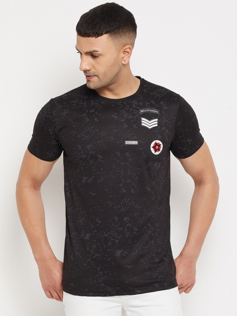 

Parcel Yard Men Black Placement Printed T-shirt