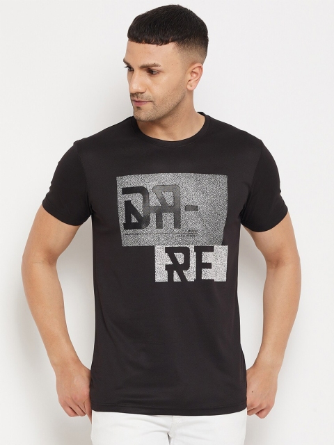 

Parcel Yard Men Black Outdoor T-shirt