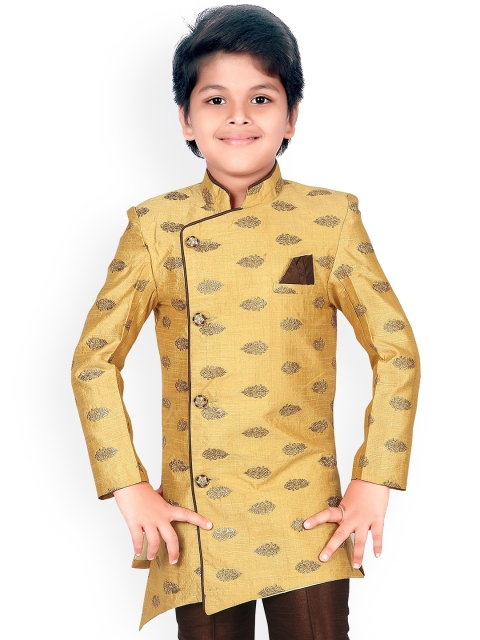 

Ahhaaaa Gold-Coloured Ethnic Sherwani