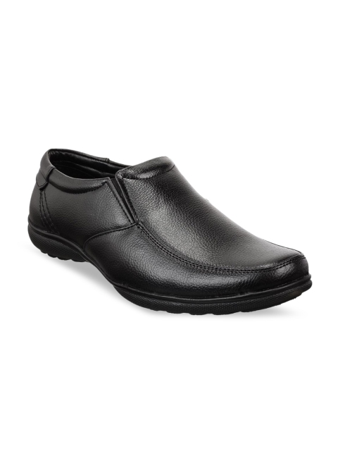 

Vardhra Men Black Synthetic Formal Shoes