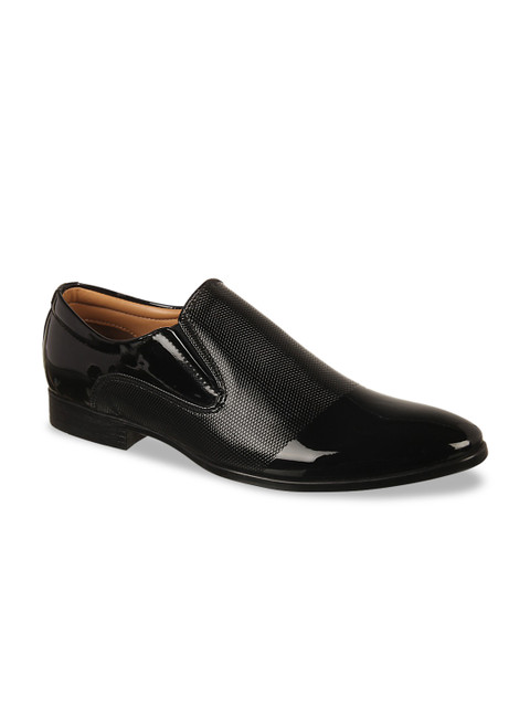 

Vardhra Men Brown Solid Leather Formal Derbys