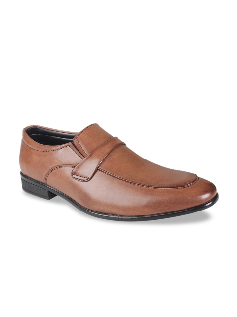 

Vardhra Men Tan Brown Solid Leather Formal Derbys