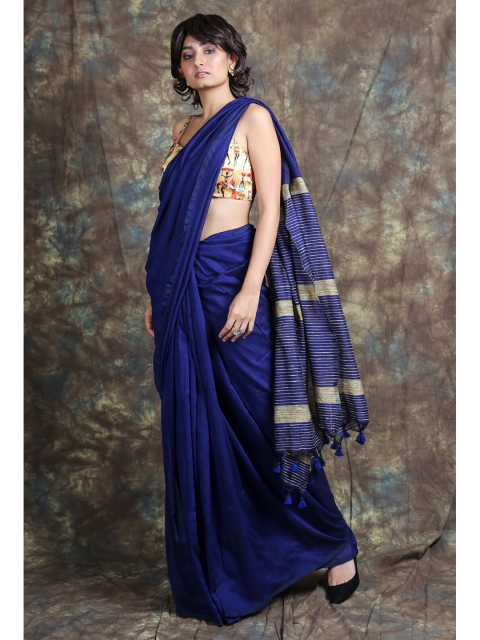 

Arhi Blue & Beige Solid Saree