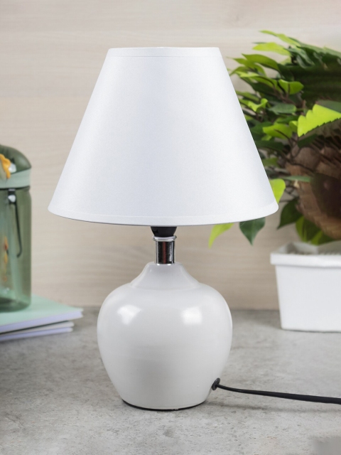 

MARKET99 White Traditional Table Lamp