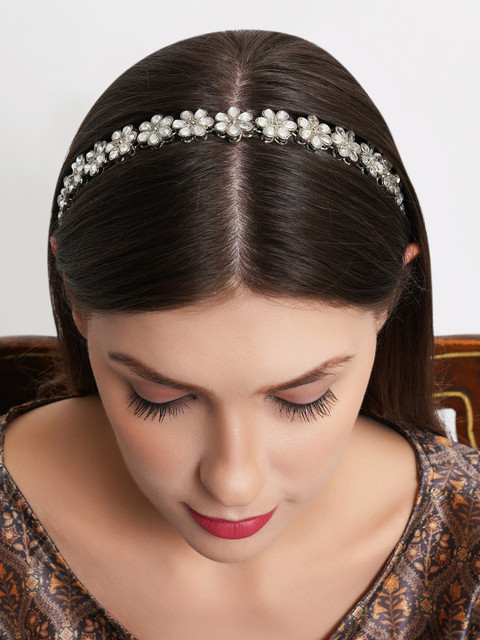 

KARATCART Women Silver-Toned Embellished Hairband