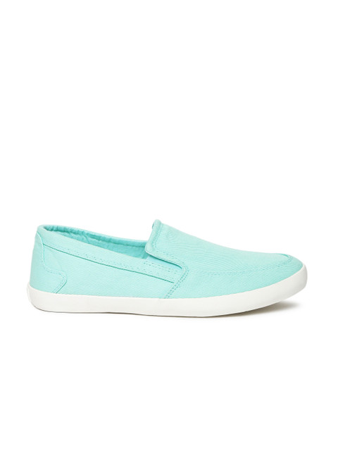 

United Colors of Benetton Men Sea Green Solid Slip-On Sneakers