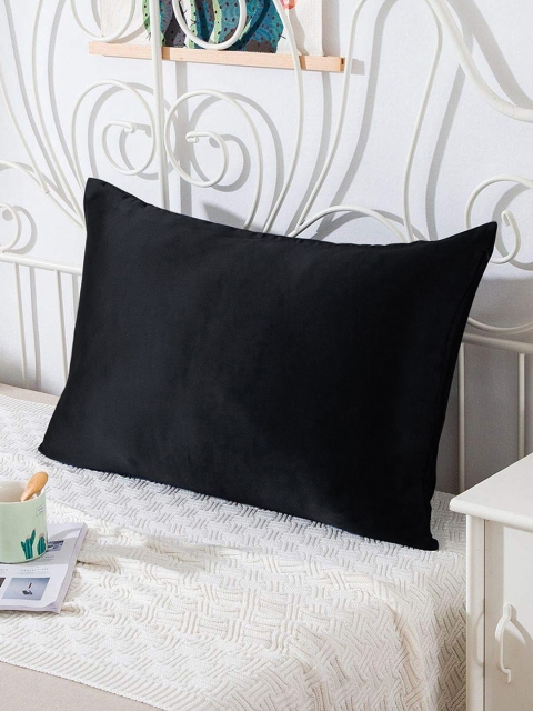 

Dreams Black Pack of 2 Solid Satin Pillow Covers