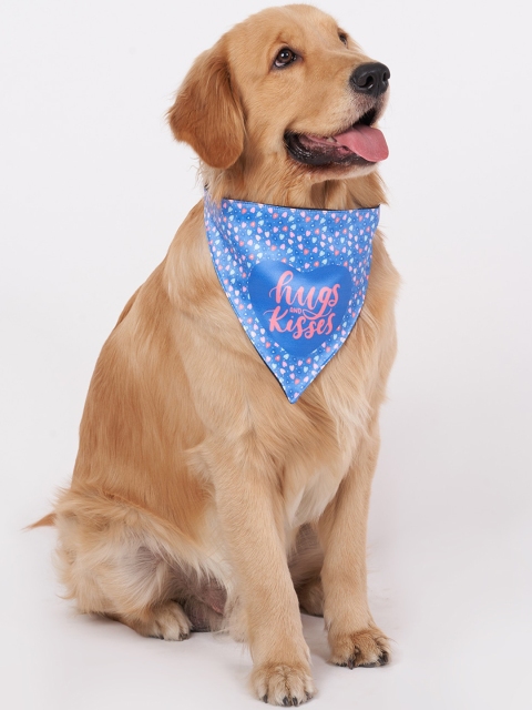

thepawpstarco Blue Printed Hugs and Kisses Pet Bandana