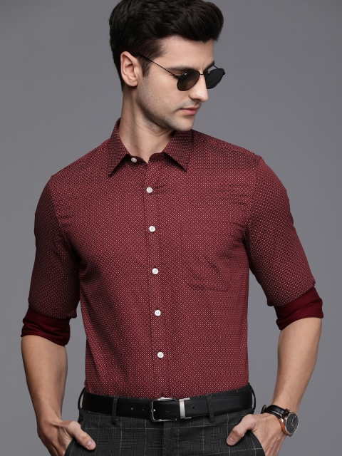 

Louis Philippe Men Maroon Slim Fit Geometric Printed Pure Cotton Formal Shirt