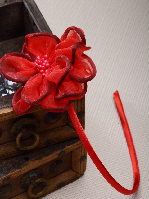 

Stoln Girls Red Embellished Hairband