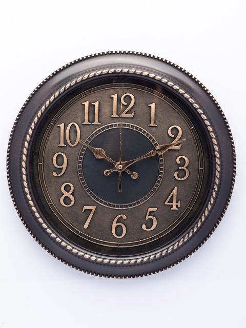 

MARKET99 Copper-Toned & Black Textured Traditional Wall Clock