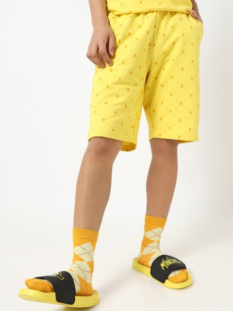

Bewakoof Men Yellow Printed Shorts