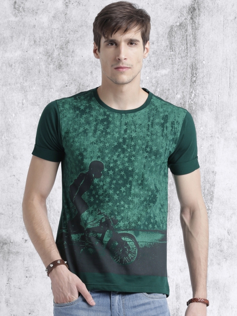 

Roadster Men Green Printed Round Neck T-shirt