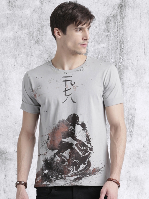 

Roadster Men Grey Printed Round Neck T-shirt