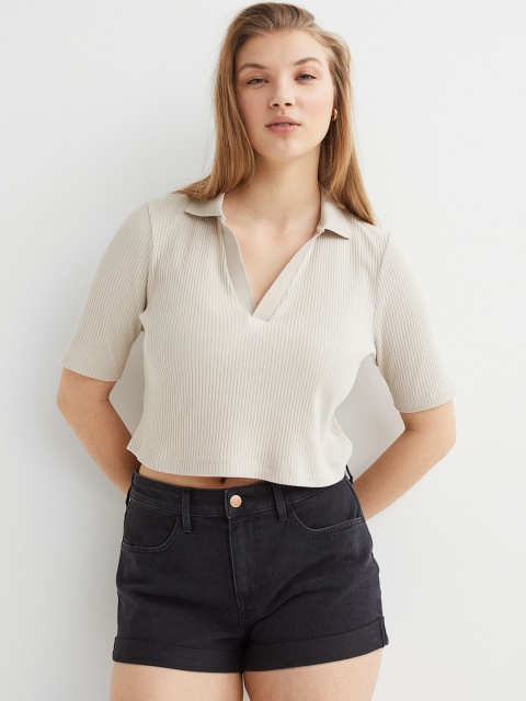 

H&M Women Black Denim Shorts