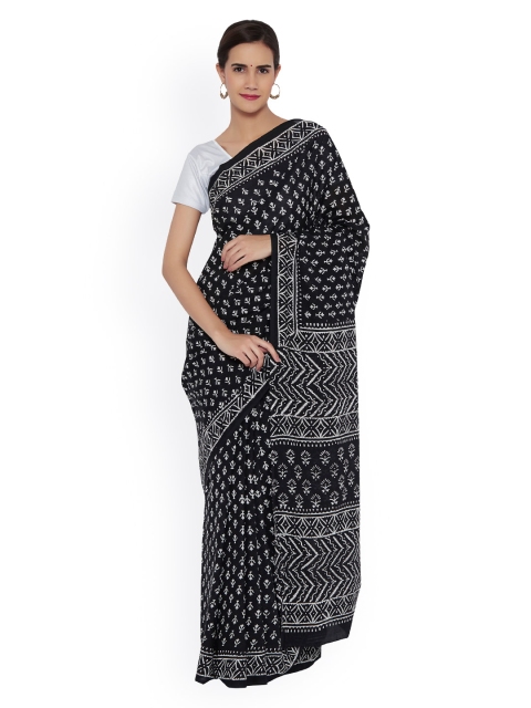 

Desi Weaves Black & White Handloom Cotton Voile Bagru-Printed Saree