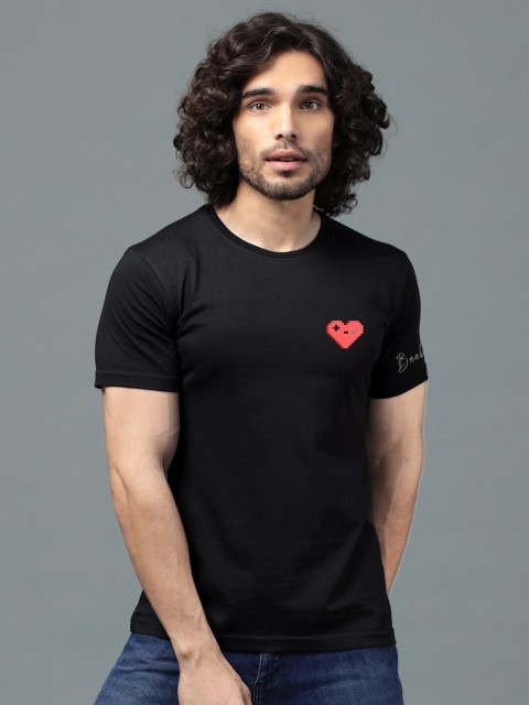 

The Souled Store Men Black Sports Applique T-shirt